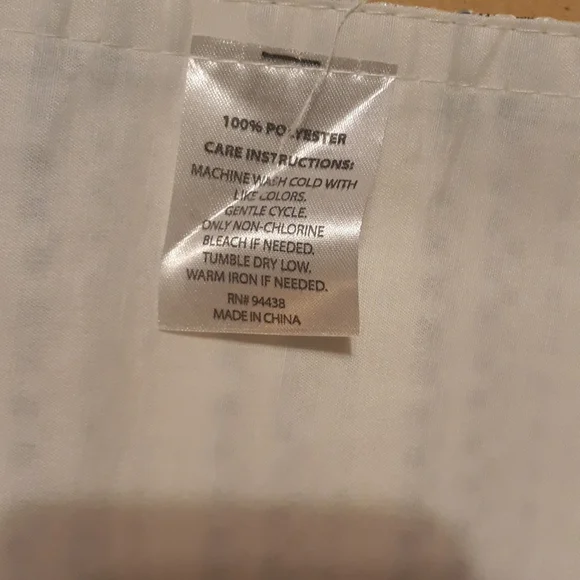 Table runner - Picture 5 of 6